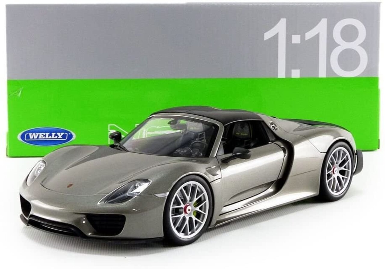 Porsche Porsche 918 Spyder (Black Top) - 1:18 - Welly