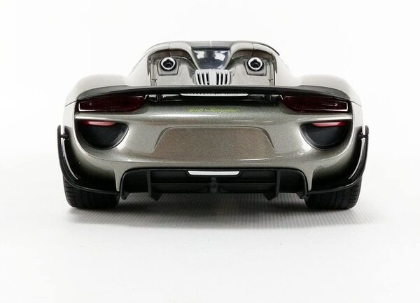 Porsche Porsche 918 Spyder (Black Top) - 1:18 - Welly