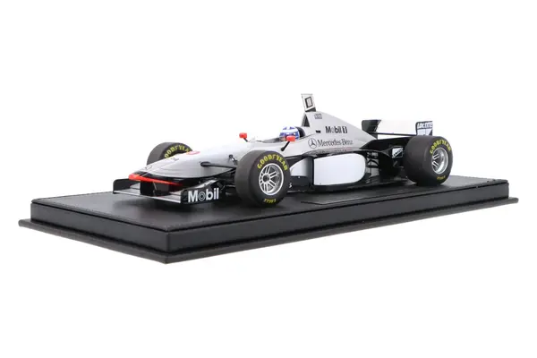 Formule 1 McLaren MP4/12 Mercedes #10 Winner GP Australia + Driver Figure 1997 - 1:18 - GP Replicas Formule 1 McLaren MP4/12 Mercedes #10 Winner GP Australia + Driver Figure 1997 - 1:18 - GP Replicas