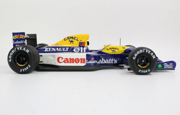 Formule 1 Williams FW14B #6 Season 1992 Riccardo Patrese - 1:18 - GP Replicas Formule 1 Williams FW14B #6 Season 1992 Riccardo Patrese - 1:18 - GP Replicas