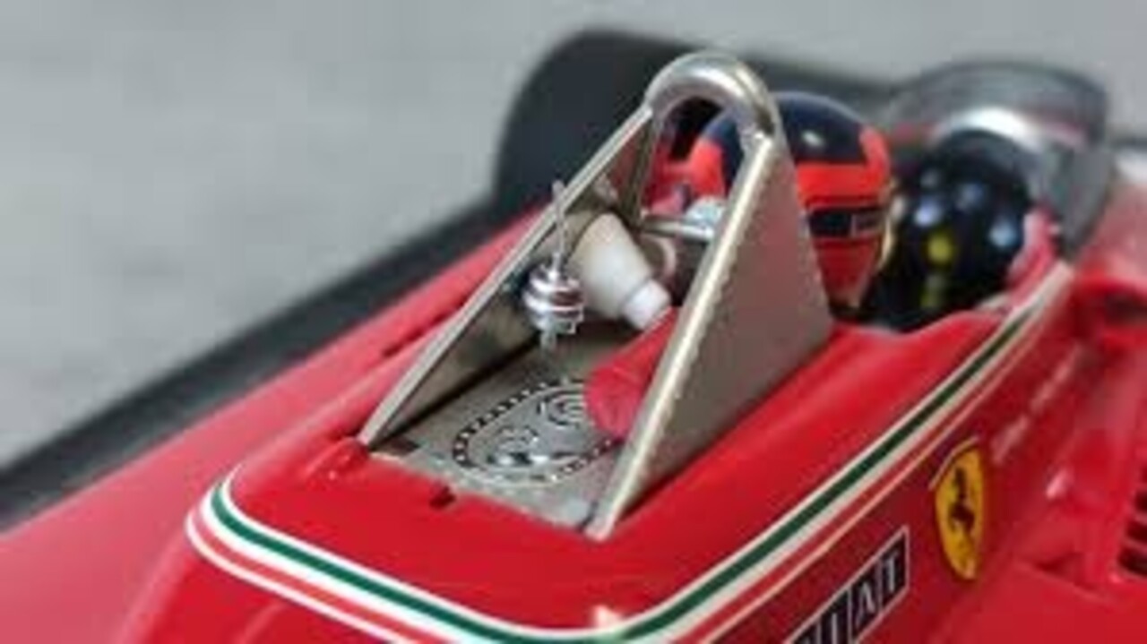 Formule 1 Ferrari 312T4 #12 GP Zandvoort Gilles Villeneuve 1979 + Pilot Figure - 1:18 - GP Replicas Formule 1 Ferrari 312T4 #12 GP Zandvoort Gilles Villeneuve 1979 + Pilot Figure - 1:18 - GP Replicas