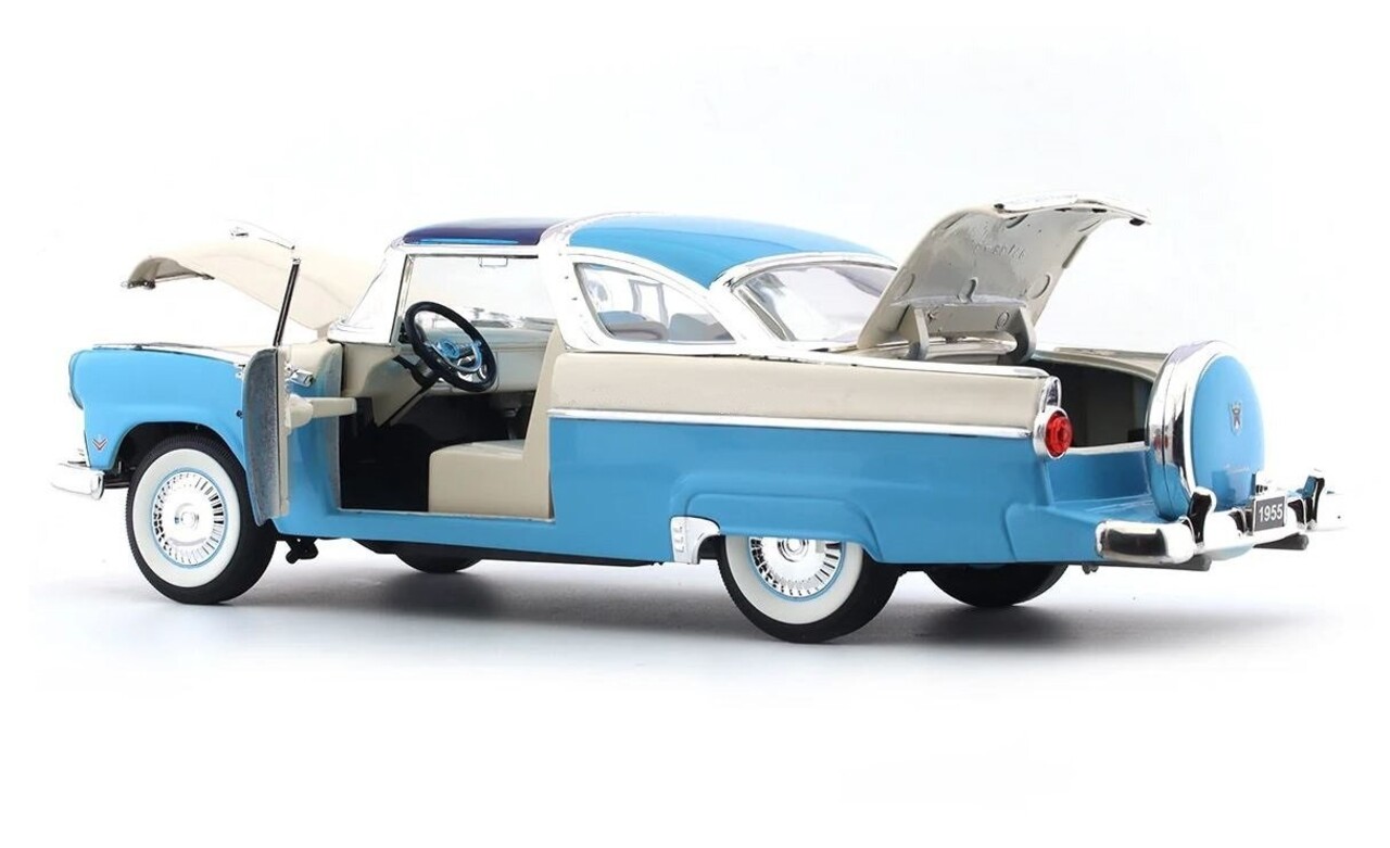 Ford Ford Crown Victoria 1955 - 1:18 - Road Signature Ford Ford Crown Victoria 1955 - 1:18 - Road Signature
