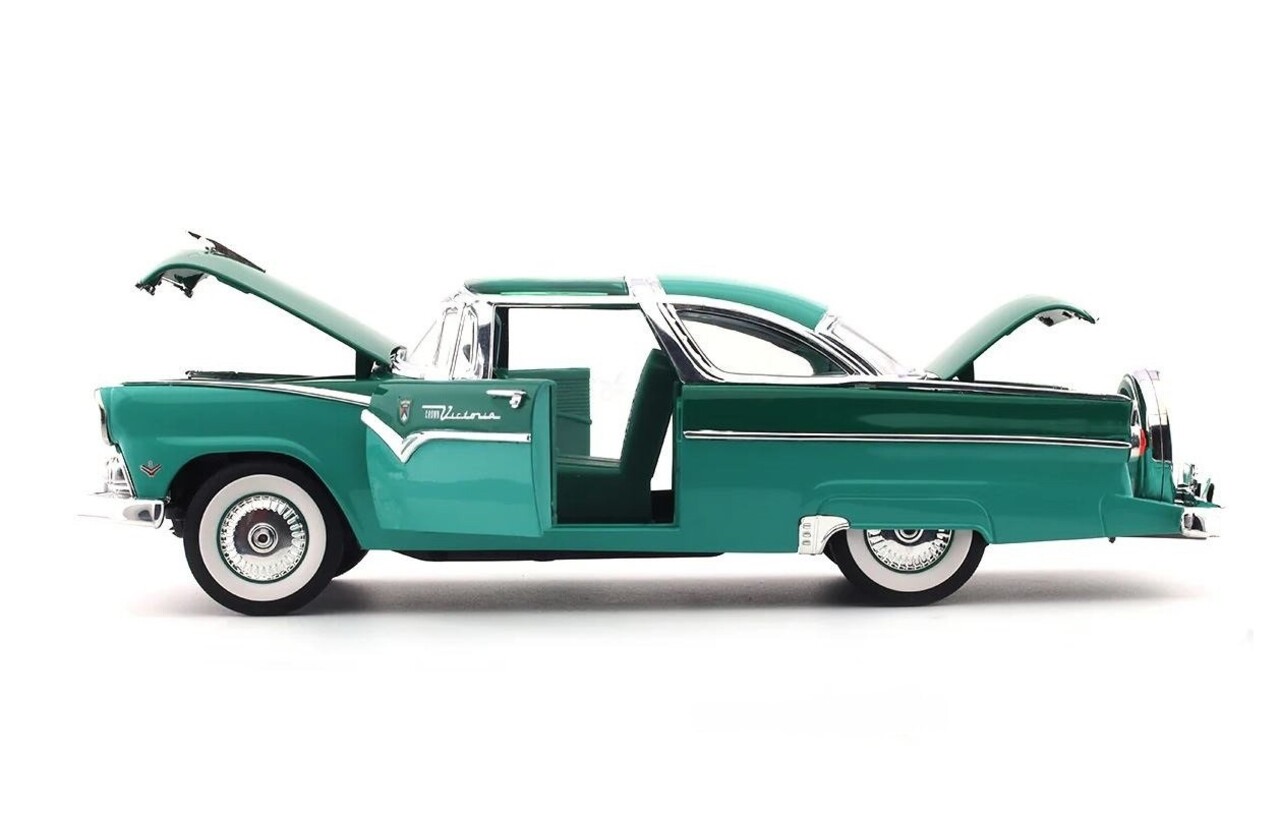 Ford Ford Crown Victoria 1955 - 1:18 - Road Signature Ford Ford Crown Victoria 1955 - 1:18 - Road Signature