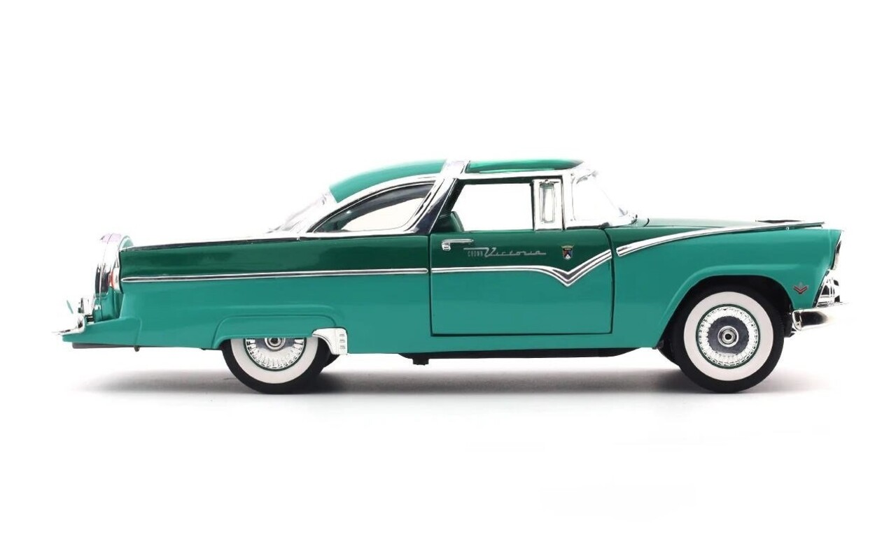 Ford Ford Crown Victoria 1955 - 1:18 - Road Signature Ford Ford Crown Victoria 1955 - 1:18 - Road Signature