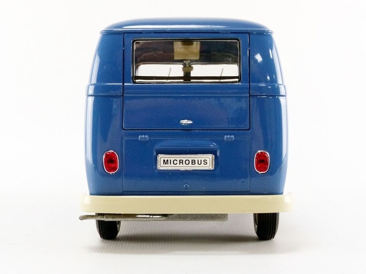 Volkswagen Volkswagen T1 Bus 'Volkswagen Porschewagen Ersatzteile - Dienst' 1963 - 1:18 - Welly Volkswagen Volkswagen T1 Bus 'Volkswagen Porschewagen Ersatzteile - Dienst' 1963 - 1:18 - Welly