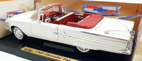 Chevrolet Chevrolet Impala Convertible 1960 - 1:18 - Motor Max