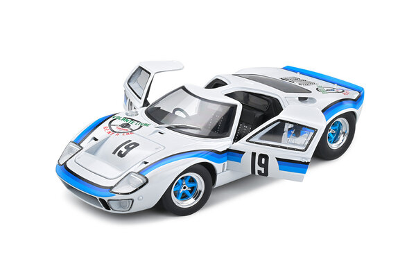 Ford Ford GT40 MK1 #19 Angola Championship 1973 - 1:18 - Solido Ford Ford GT40 MK1 #19 Angola Championship 1973 - 1:18 - Solido