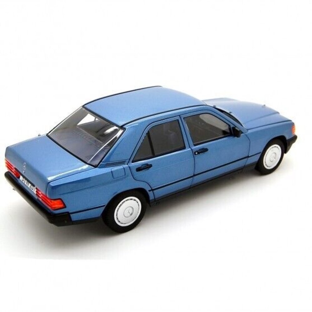 Mercedes-Benz Mercedes-Benz 190E (W201)  1982 - 1:18 - Norev Mercedes-Benz Mercedes-Benz 190E (W201)  1982 - 1:18 - Norev