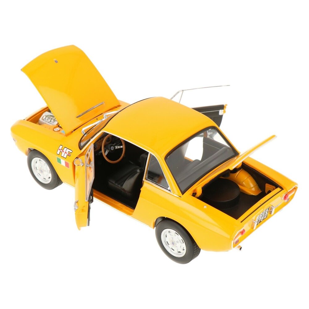 Lancia Lancia Fulvia 1600 HF Lusso 1971 - 1:18 - Norev