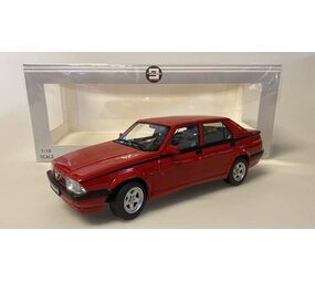 Alfa Romeo Alfa Romeo 75 1991 - 1:18 - Triple 9 Collection