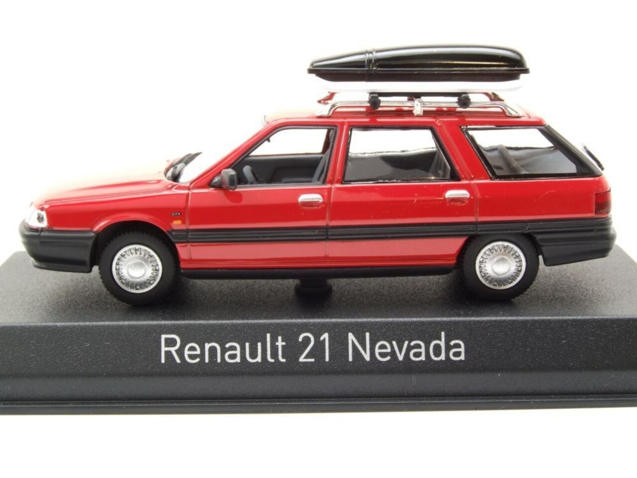 Renault Renault 21 Nevada 1989 + Roof Rack + Roof Box + Skis - 1:43 - Norev