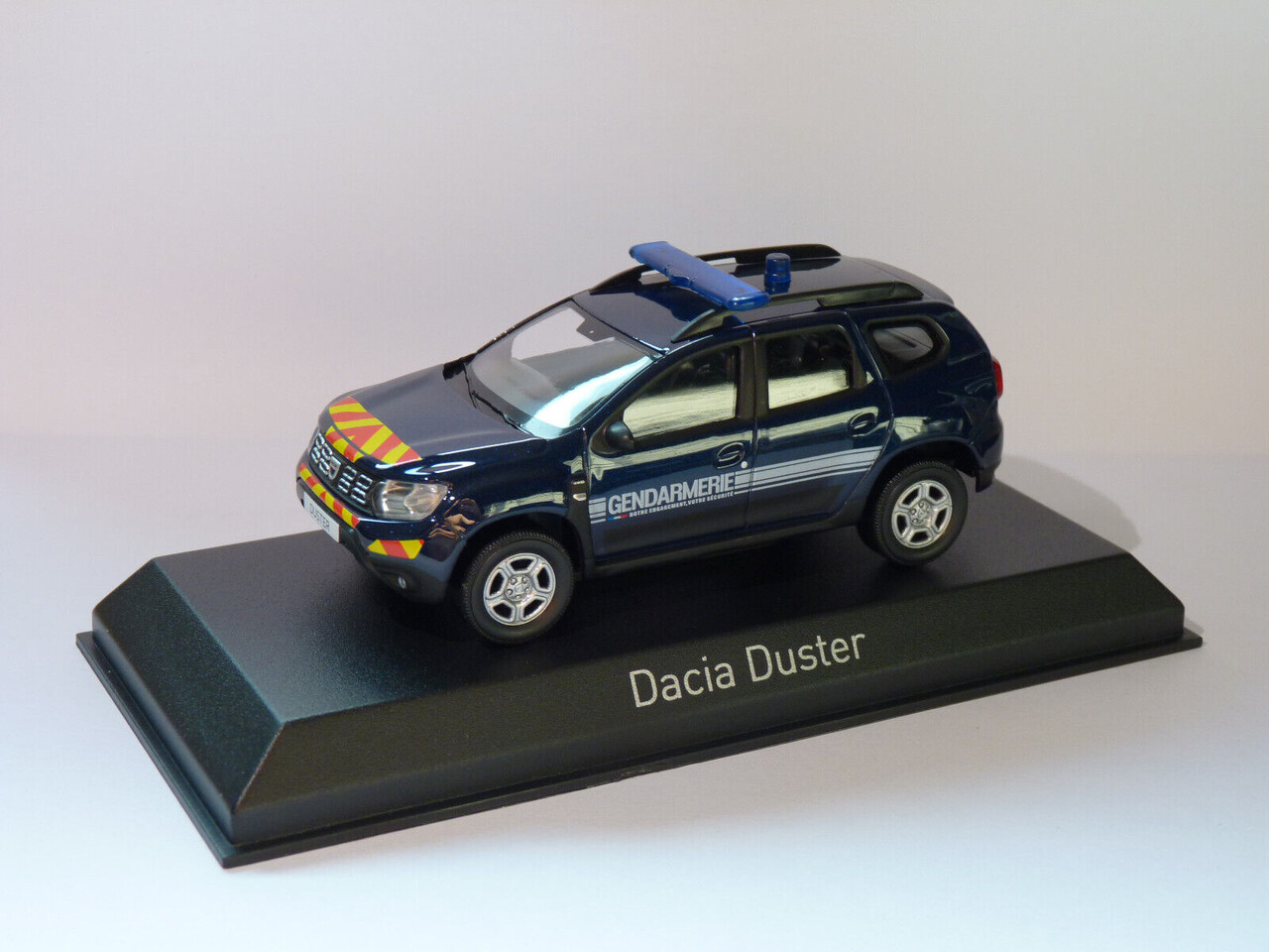 Dacia Dacia Duster 2020 Gendarmerie - 1:43 - Norev Dacia Dacia Duster 2020 Gendarmerie - 1:43 - Norev