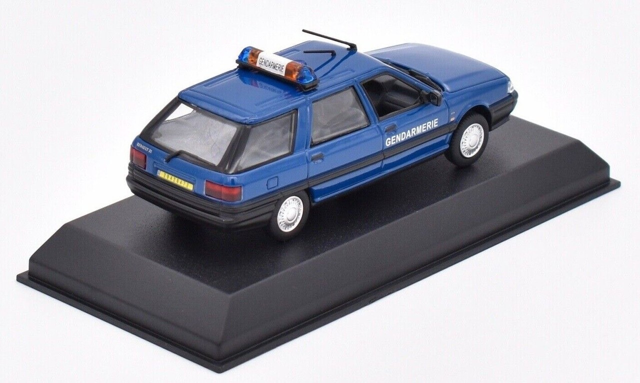 Renault Renault 21 Nevada 1994 Gendarmerie - 1:43 - Norev Renault Renault 21 Nevada 1994 Gendarmerie - 1:43 - Norev