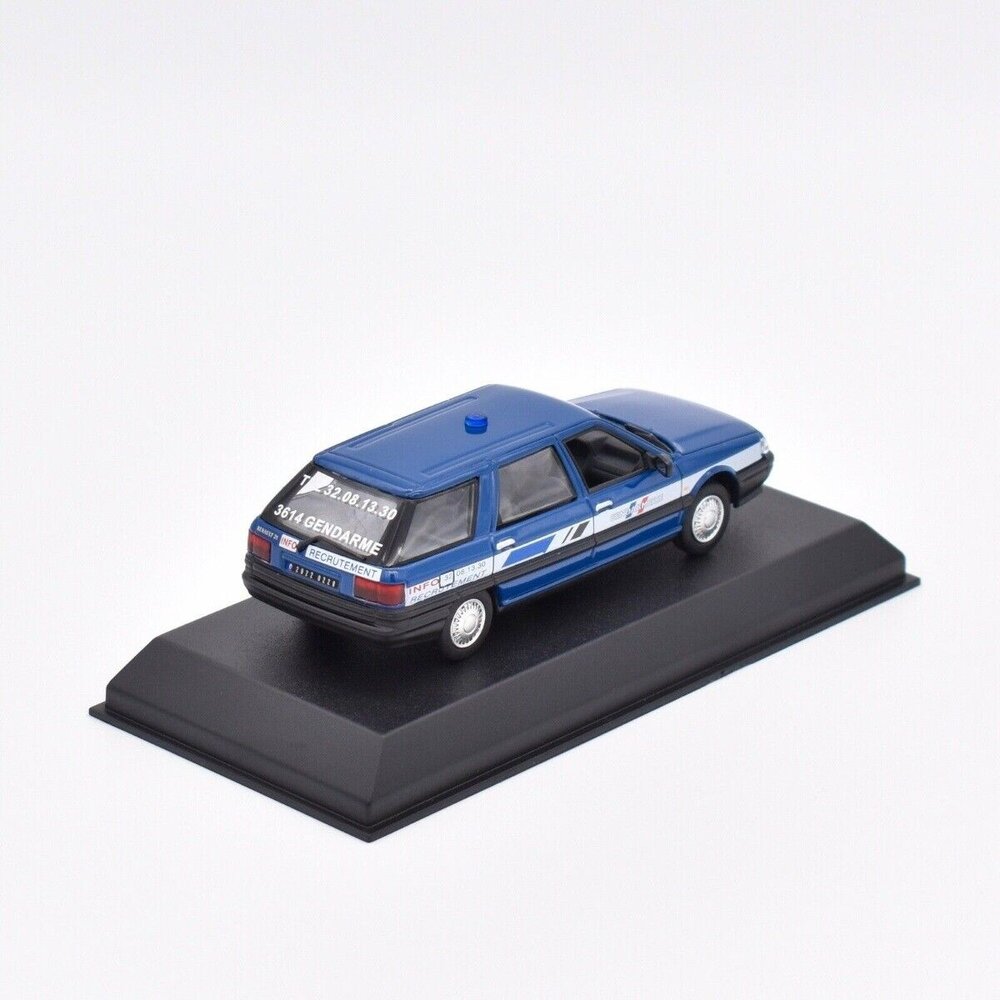 Renault Renault 21 Nevada 1992 Gendarmerie Info Recrutement - 1:43 - Norev Renault Renault 21 Nevada 1992 Gendarmerie Info Recrutement - 1:43 - Norev