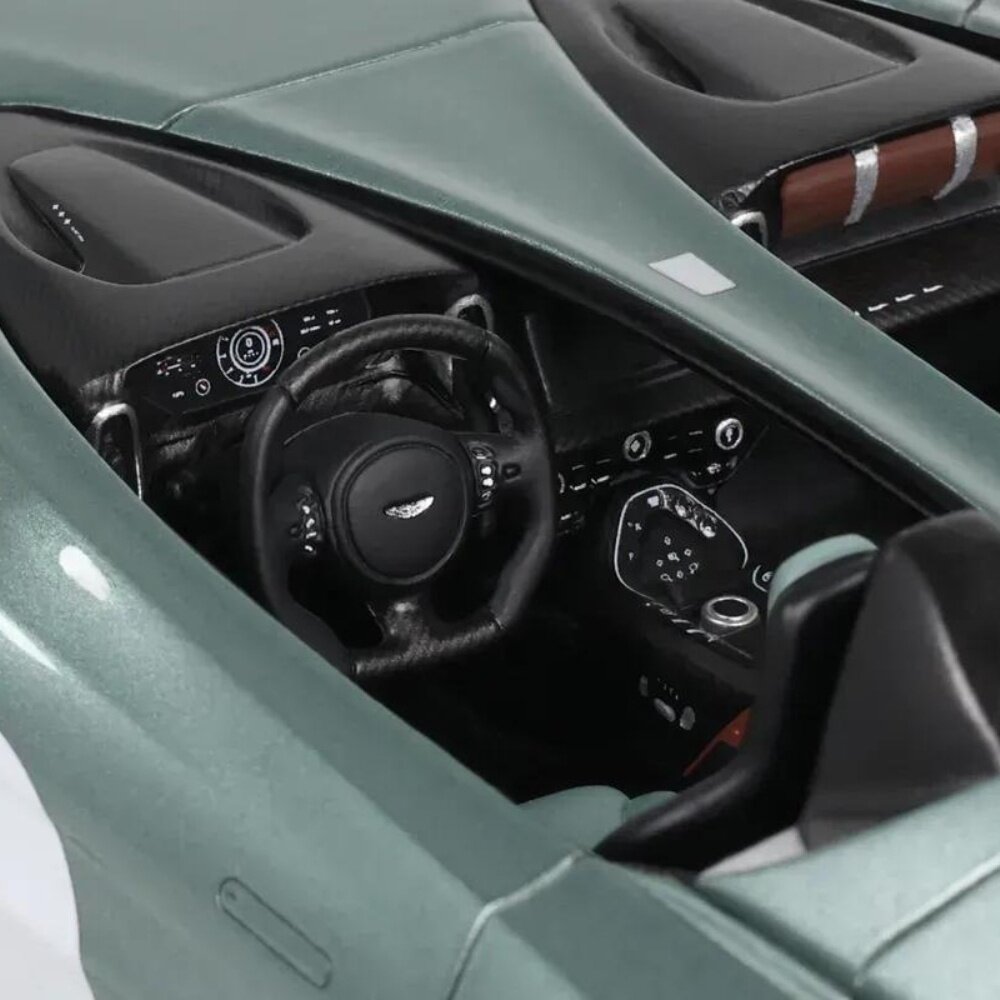 Aston Martin Aston Martin V12 Speedster - 1:18 - GT Spirit