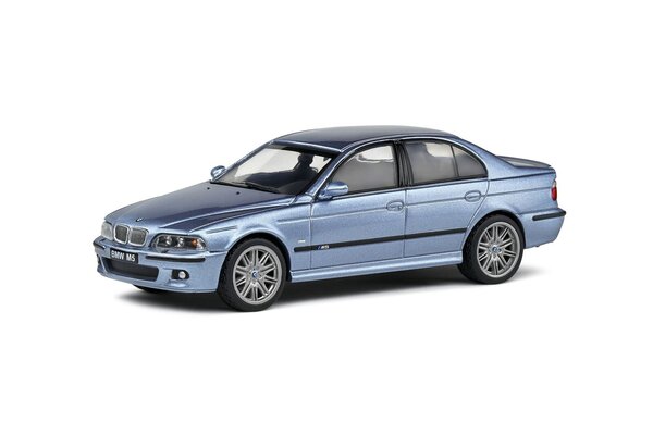 BMW BMW M5 (E39) 5.0 V8 32V 2003 - 1:43 - Solido