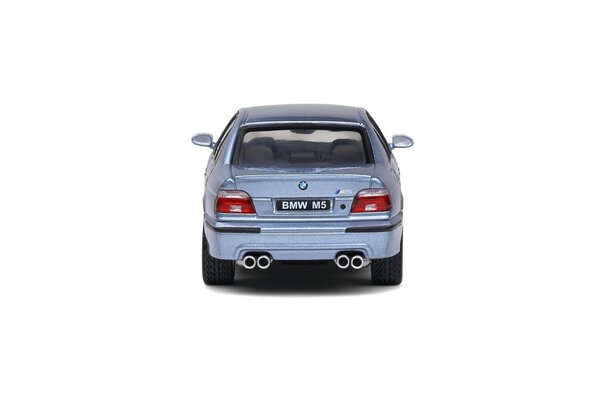 BMW BMW M5 (E39) 5.0 V8 32V 2003 - 1:43 - Solido