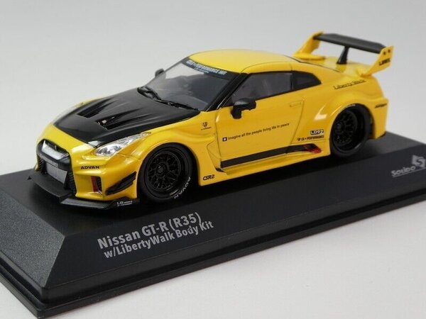 Nissan Nissan GT-R (R35) w/LibertyWalk Body Kit 2019 - 1:43 - Solido Nissan Nissan GT-R (R35) w/LibertyWalk Body Kit 2019 - 1:43 - Solido