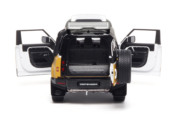 Land Rover Land Rover Defender 90 Trophy Edition 2023 - 1:18 - Almost Real