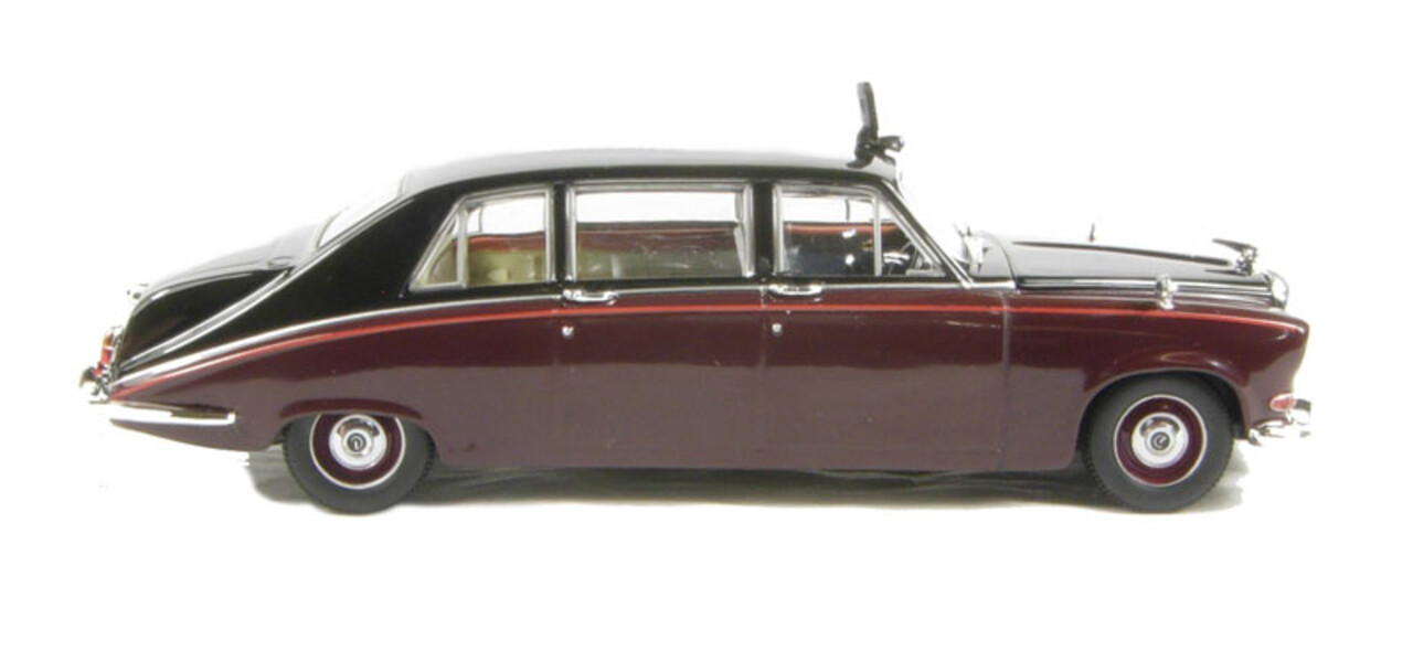 Daimler Daimler DS420 (Queen Mother) - 1:43 - Oxford Daimler Daimler DS420 (Queen Mother) - 1:43 - Oxford