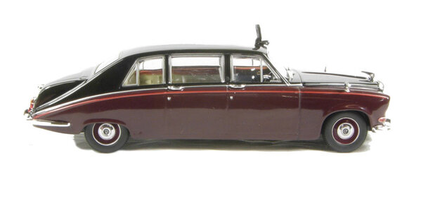 Daimler Daimler DS420 (Queen Mother) - 1:43 - Oxford Daimler Daimler DS420 (Queen Mother) - 1:43 - Oxford