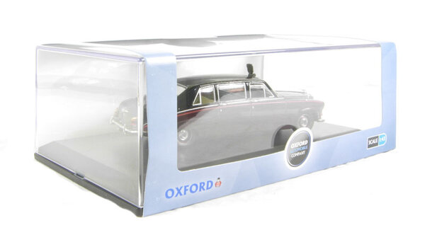 Daimler Daimler DS420 (Queen Mother) - 1:43 - Oxford Daimler Daimler DS420 (Queen Mother) - 1:43 - Oxford