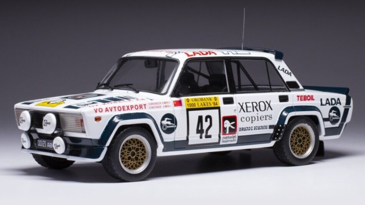 Lada Lada 2105 VFTS #42 (Night Version) Rally WM 1000 Lakes Rally 1984 - 1:18 - IXO Models Lada Lada 2105 VFTS #42 (Night Version) Rally WM 1000 Lakes Rally 1984 - 1:18 - IXO Models