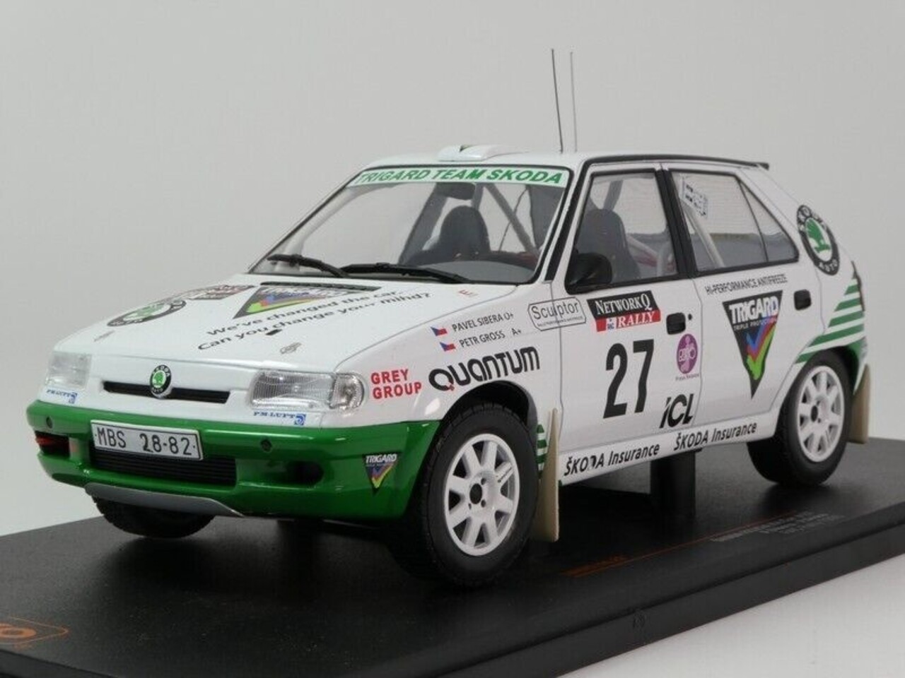 Skoda Skoda Felcia Kit Car #27 Rally WM RAC Rally 1995 - 1:18 - IXO Models Skoda Skoda Felcia Kit Car #27 Rally WM RAC Rally 1995 - 1:18 - IXO Models