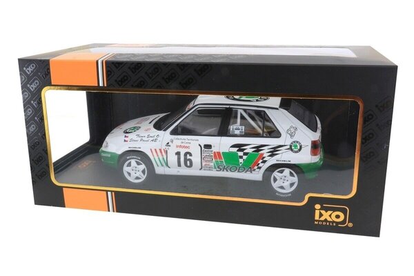 Skoda Skoda Felcia Kit Car #16 Rally WM Tour de Corse 1995 - 1:18 - IXO Models Skoda Skoda Felcia Kit Car #16 Rally WM Tour de Corse 1995 - 1:18 - IXO Models