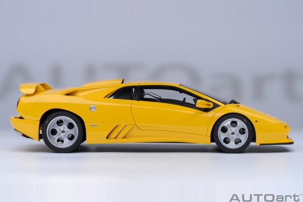 Lamborghini Lamborghini Diablo SE30 Jota - 1:18 - AUTOart Lamborghini Lamborghini Diablo SE30 Jota - 1:18 - AUTOart