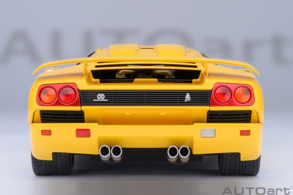 Lamborghini Lamborghini Diablo SE30 Jota - 1:18 - AUTOart Lamborghini Lamborghini Diablo SE30 Jota - 1:18 - AUTOart