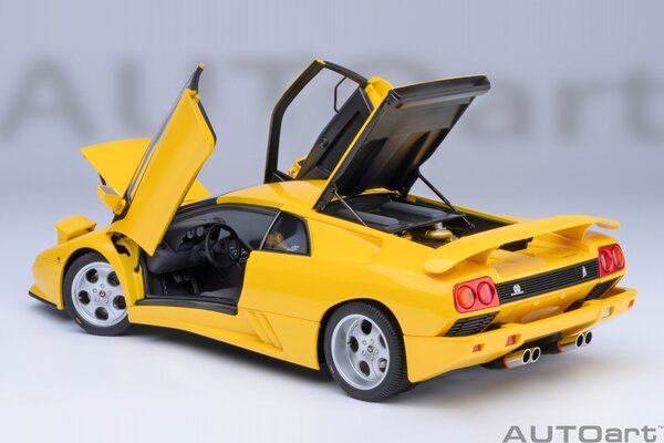 Lamborghini Lamborghini Diablo SE30 Jota - 1:18 - AUTOart Lamborghini Lamborghini Diablo SE30 Jota - 1:18 - AUTOart