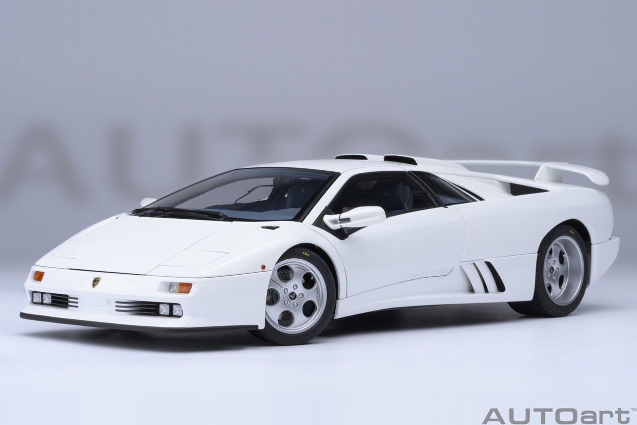 Lamborghini Lamborghini Diablo SE30 Jota - 1:18 - AUTOart Lamborghini Lamborghini Diablo SE30 Jota - 1:18 - AUTOart