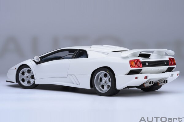 Lamborghini Lamborghini Diablo SE30 Jota - 1:18 - AUTOart Lamborghini Lamborghini Diablo SE30 Jota - 1:18 - AUTOart