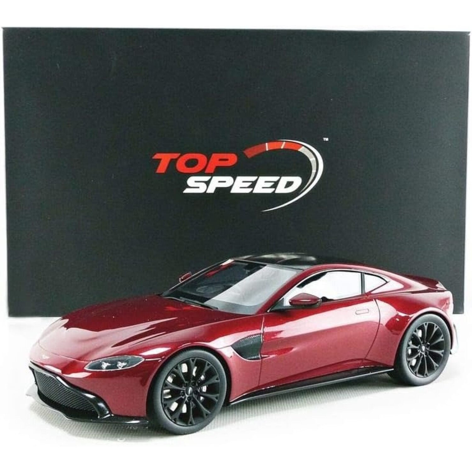 Aston Martin Vantage - 1:18 - Top Speed - HMKT