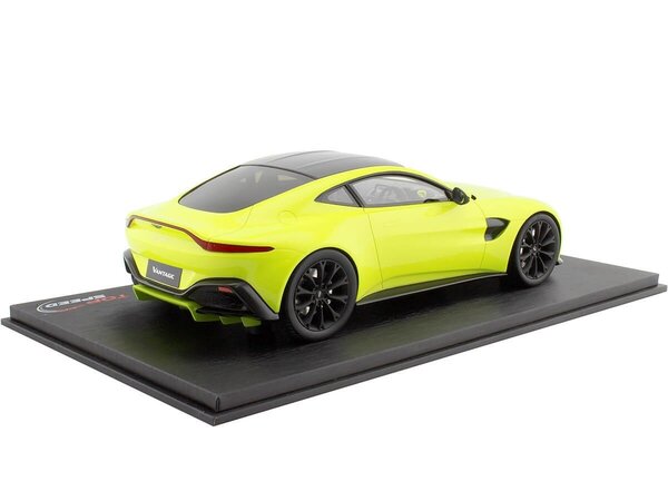 Aston Martin Aston Martin Vantage - 1:18 - Top Speed
