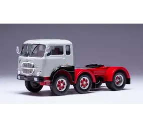 Fiat Fiat 690 T1 1961 - 1:43 - IXO Models