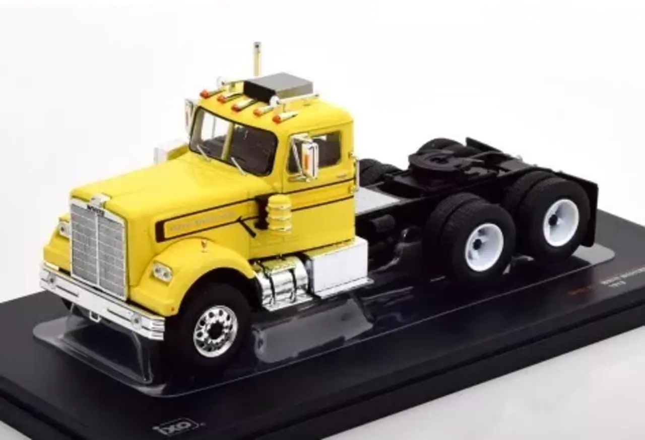 Western Star White Western Star 4864 Tractor 6x4 1970 - 1:43 - IXO Models