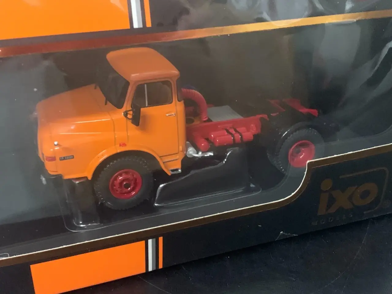 MAN MAN 19.280 H Tractor 4x2 1971 - 1:43 - IXO Models MAN MAN 19.280 H Tractor 4x2 1971 - 1:43 - IXO Models