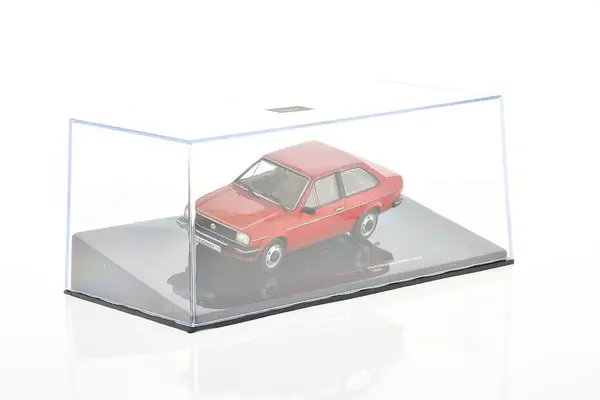 Volkswagen VW Derby Mark II 1981 - 1:43 - IXO Models