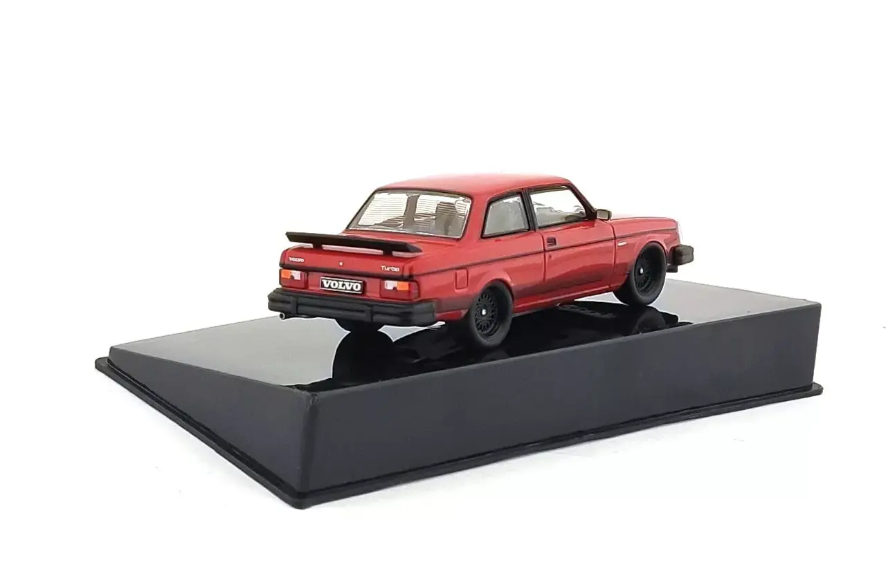 Volvo Volvo 242 Custom 1980 - 1:43 - IXO Models