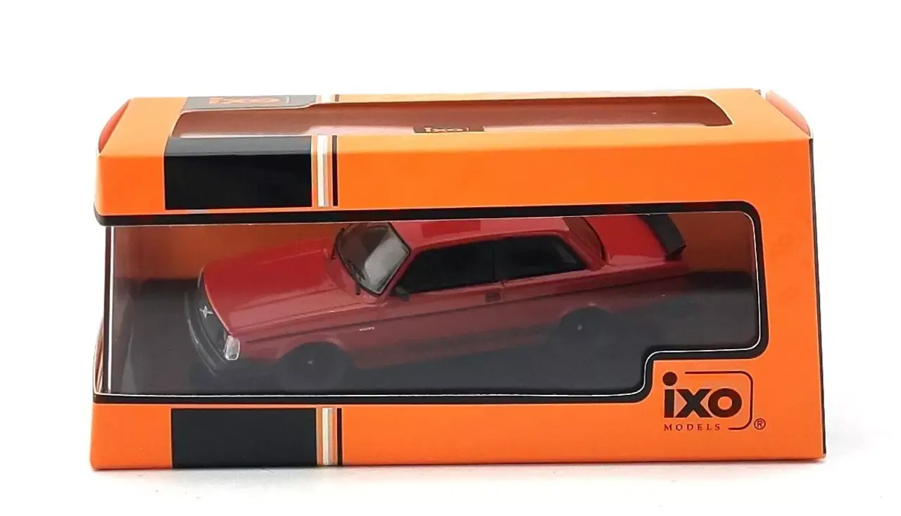 Volvo Volvo 242 Custom 1980 - 1:43 - IXO Models