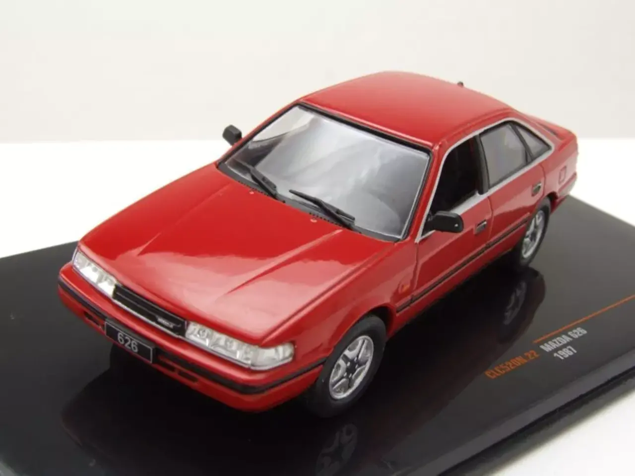 Mazda Mazda 626 1987 - 1:43 - IXO Models Mazda Mazda 626 1987 - 1:43 - IXO Models