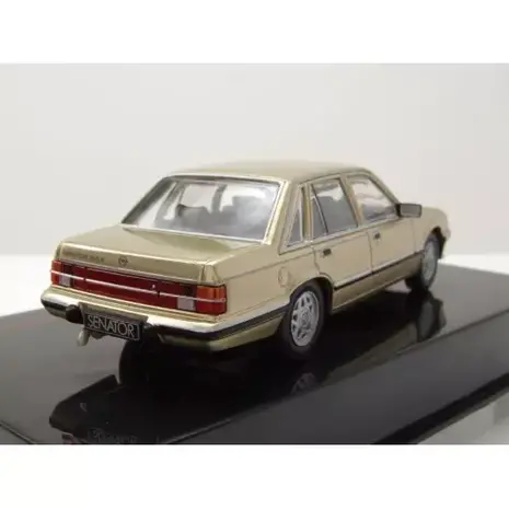 Opel Opel Senator A2 1983 - 1:43 - IXO Models Opel Opel Senator A2 1983 - 1:43 - IXO Models