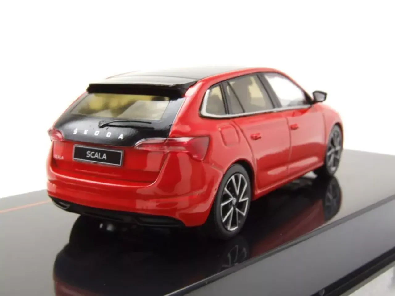 Skoda Skoda Scala 2019 - 1:43 - IXO Models Skoda Skoda Scala 2019 - 1:43 - IXO Models