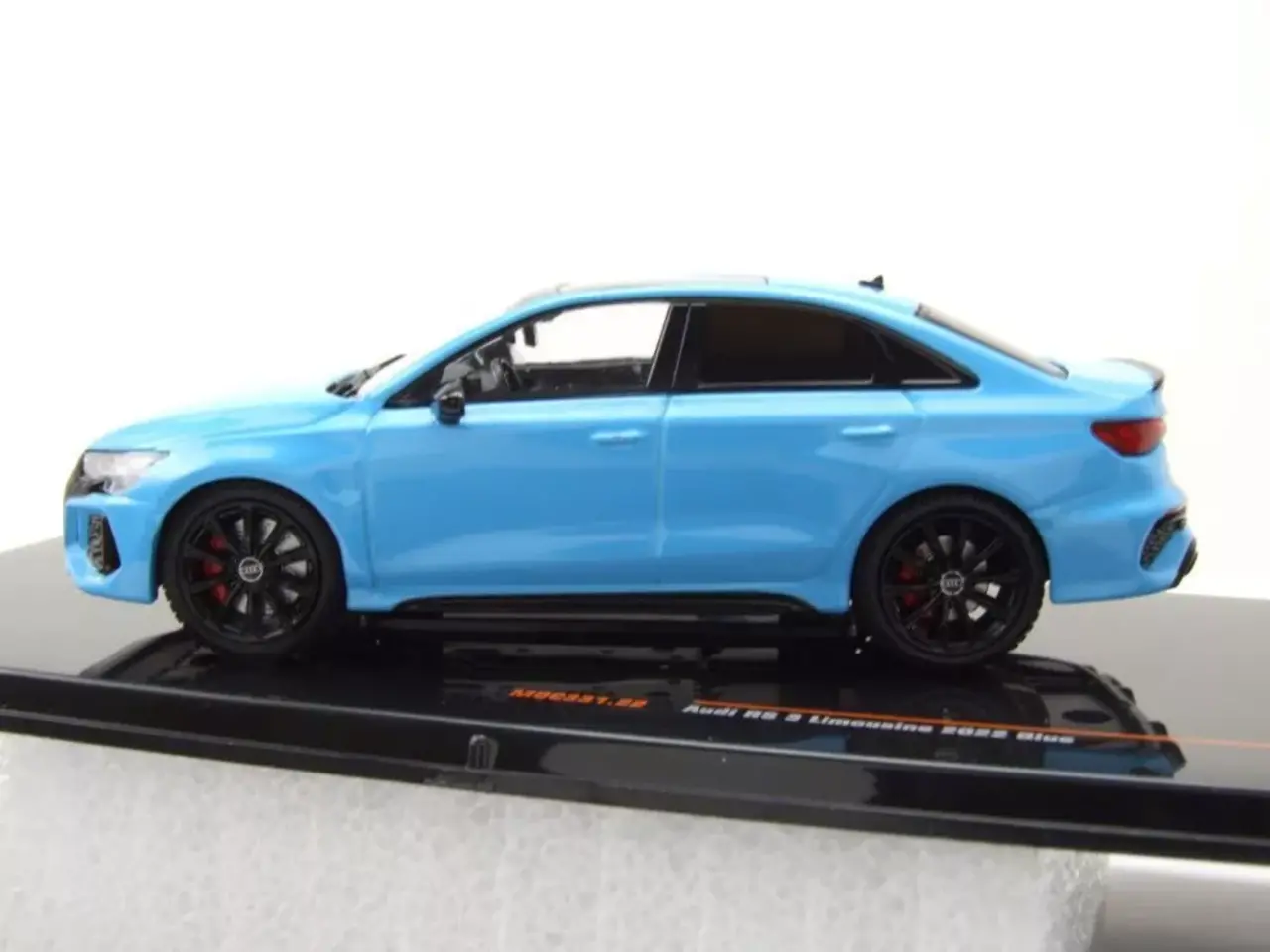 Audi Audi RS3 Limousine (8Y) 2022 - 1:43 - IXO Models
