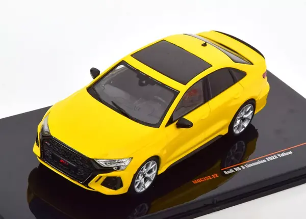 Audi Audi RS3 Limousine (8Y) 2022 - 1:43 - IXO Models