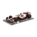 Formule 1 Haas F1 Team VF-22 #20 Pole Position Brazilian GP 2022 - 1:18 - Minichamps