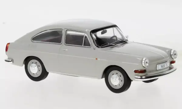 Volkswagen VW 1600 TL 1969 - 1:43 - IXO Models