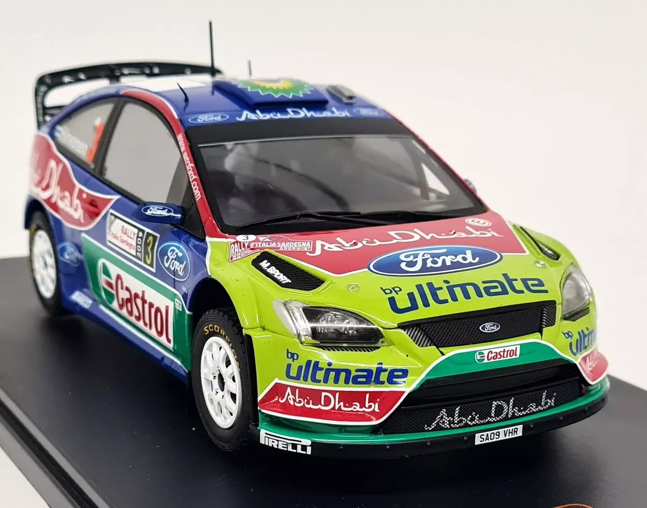 Ford Ford Focus RS WRC #3 Rally WM Rally Sardinia 2009 - 1:24 - IXO Models